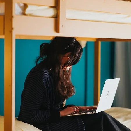 Habari We Dorm 旅馆 巴里