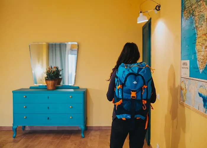 Habari We Dorm Vandrarhem Bari